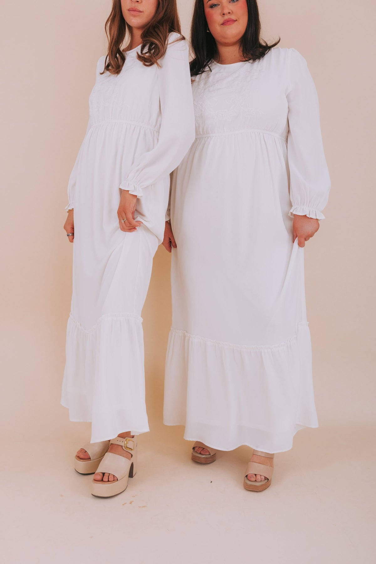 EXCLUSIVE - The White: Phyllis