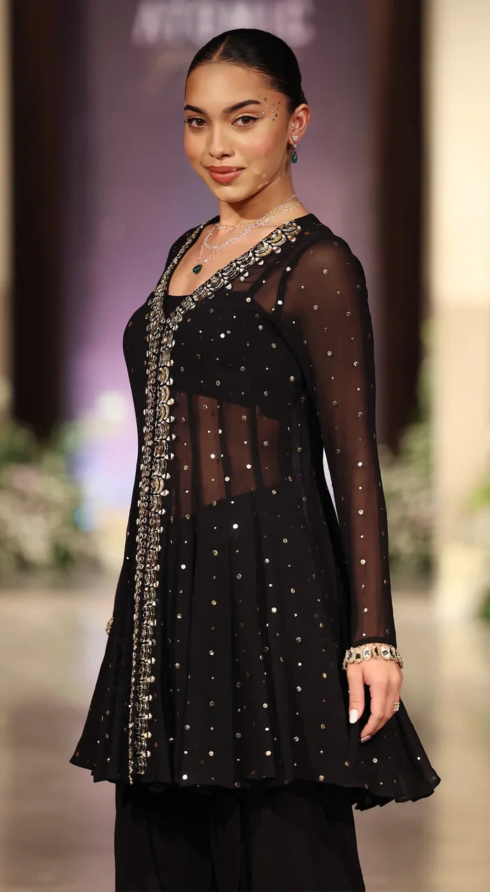 Mukaish embroidered kurta set