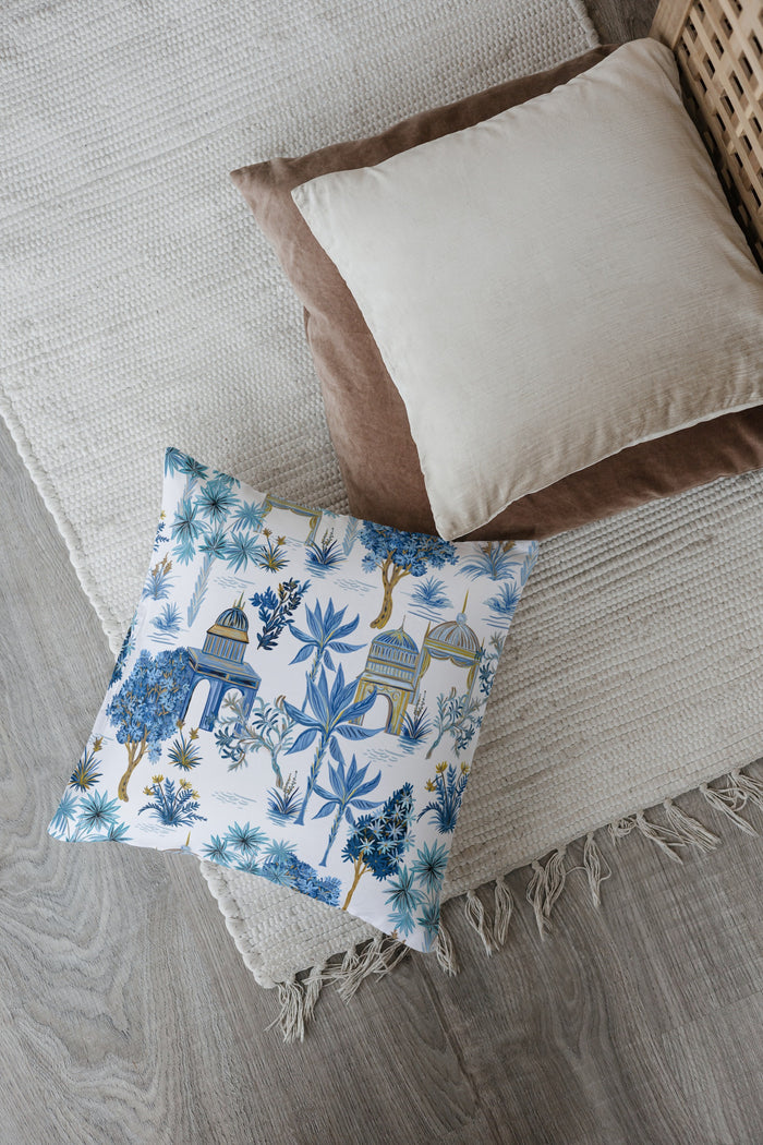 Le Jardin Outdoor Pillows Chinoiserie Pagoda Palm Blue