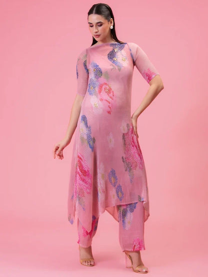 Elegant pink ethnic wear for women