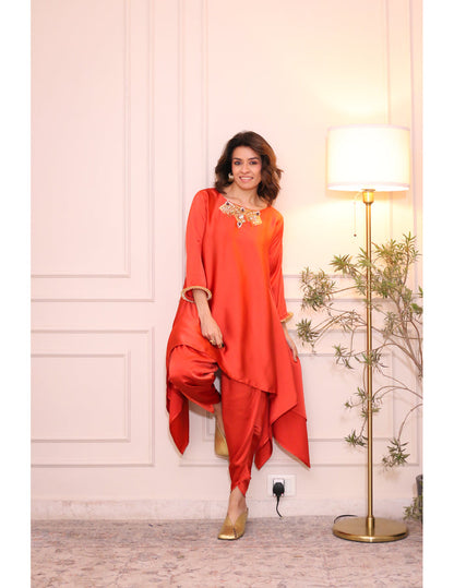 Rust Zola tunic featuring a stylish design and comfortable fit for casual outings.