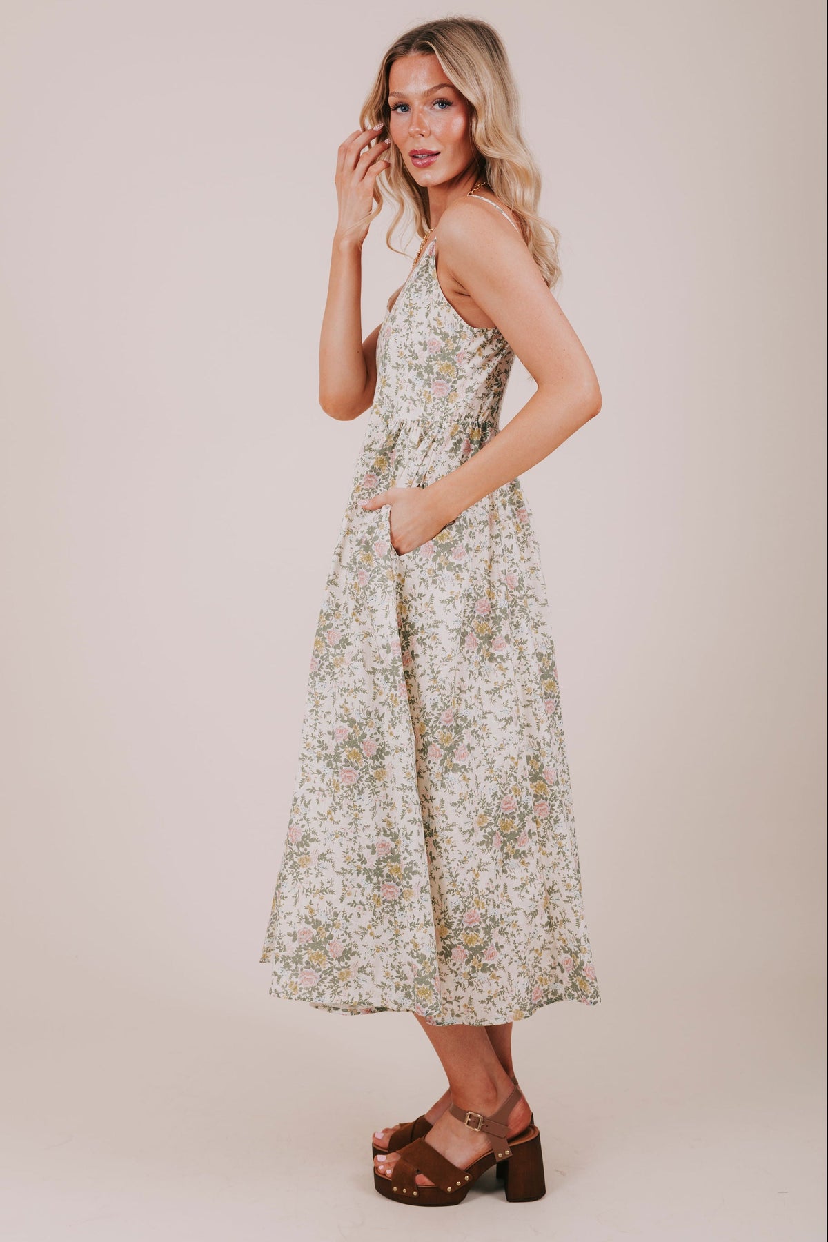 INCLUSIVE SIZING - Spreading Joy Dress