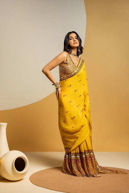 Taarani Saree Set