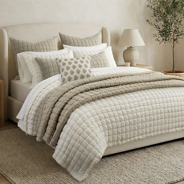 Whisper Quilt Set