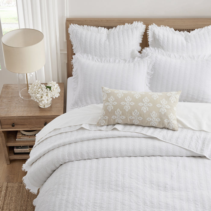 Wilhemina White Quilt Set