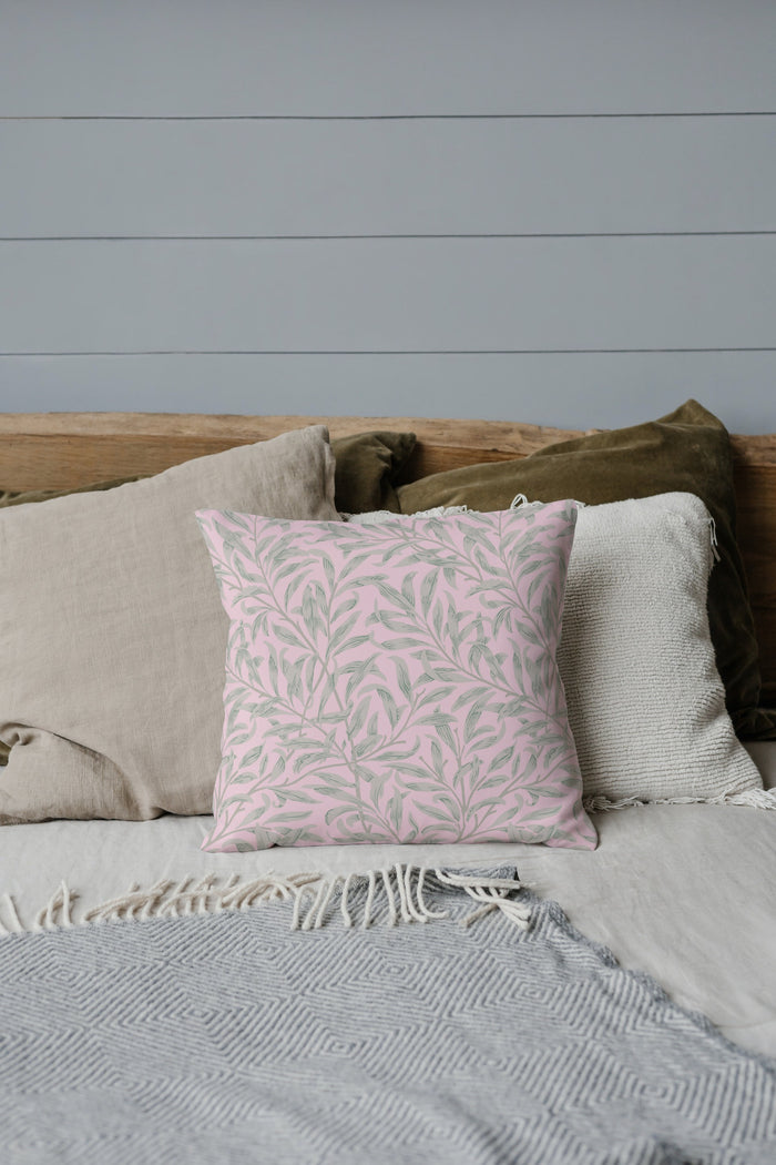William Morris Cotton Pillows Pink Willow