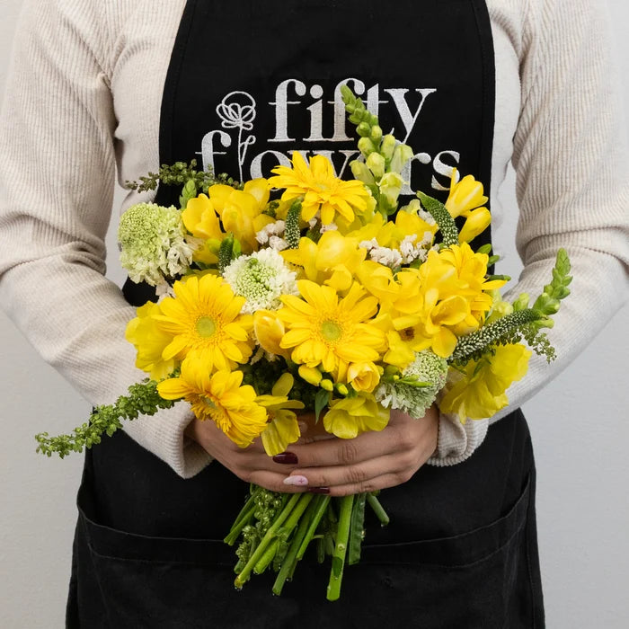 Yellow And White Sunshine Centerpieces Apron - Image